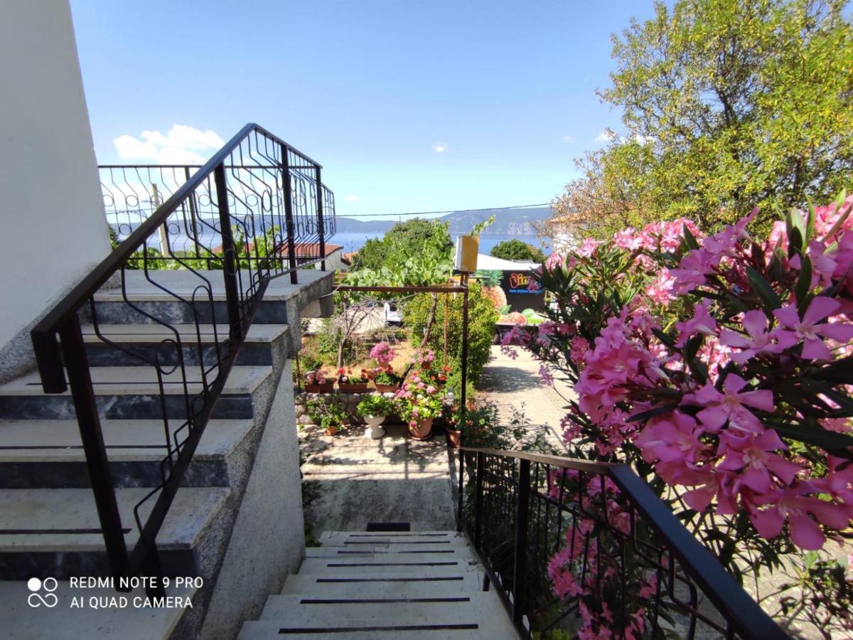 Apartments Marica Krk Town Exterior foto