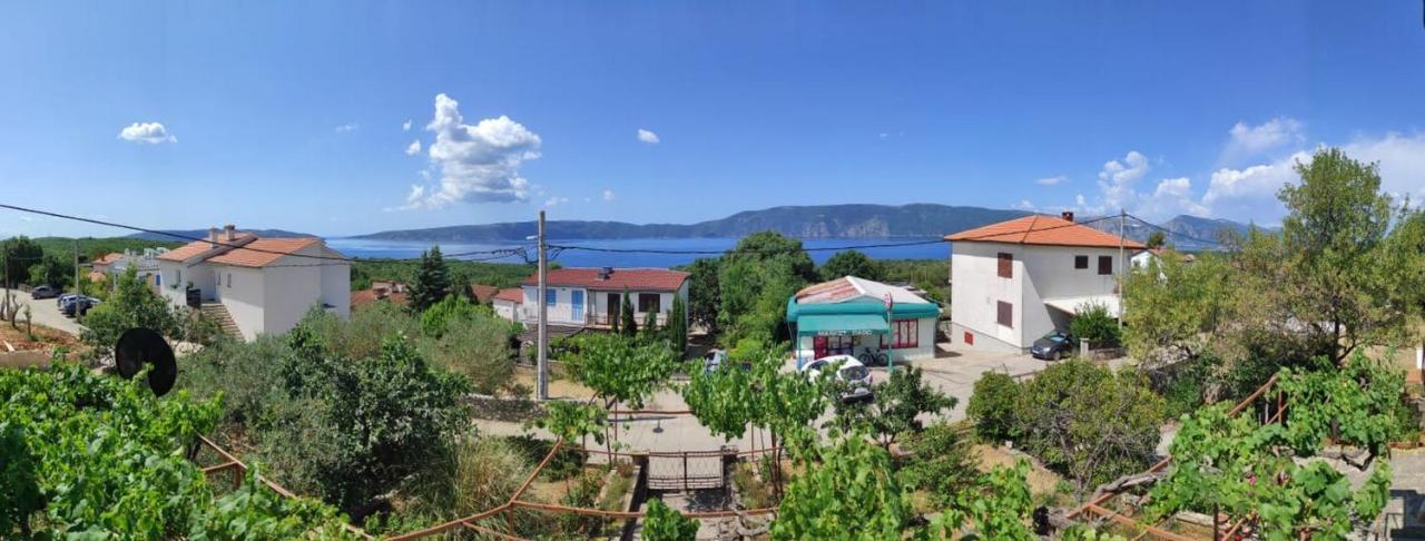 Apartments Marica Krk Town Exterior foto